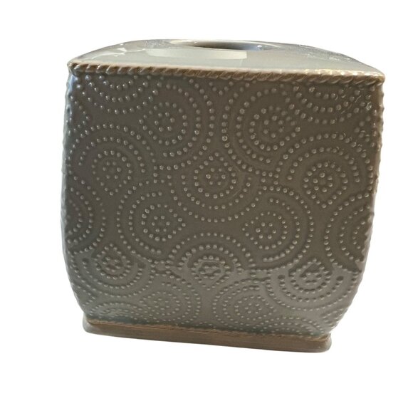 Rustic Ceramic Seashell & Starfish Embossed Tissue Box Cover - Picture 5 of 6